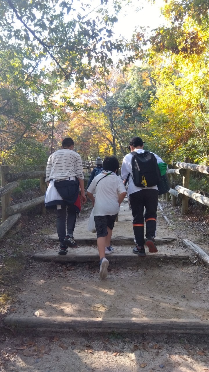大阪市浪速区の放課後等デイサービスオハナピース大阪日本橋の府民の森、ほしだ園地へお出かけ